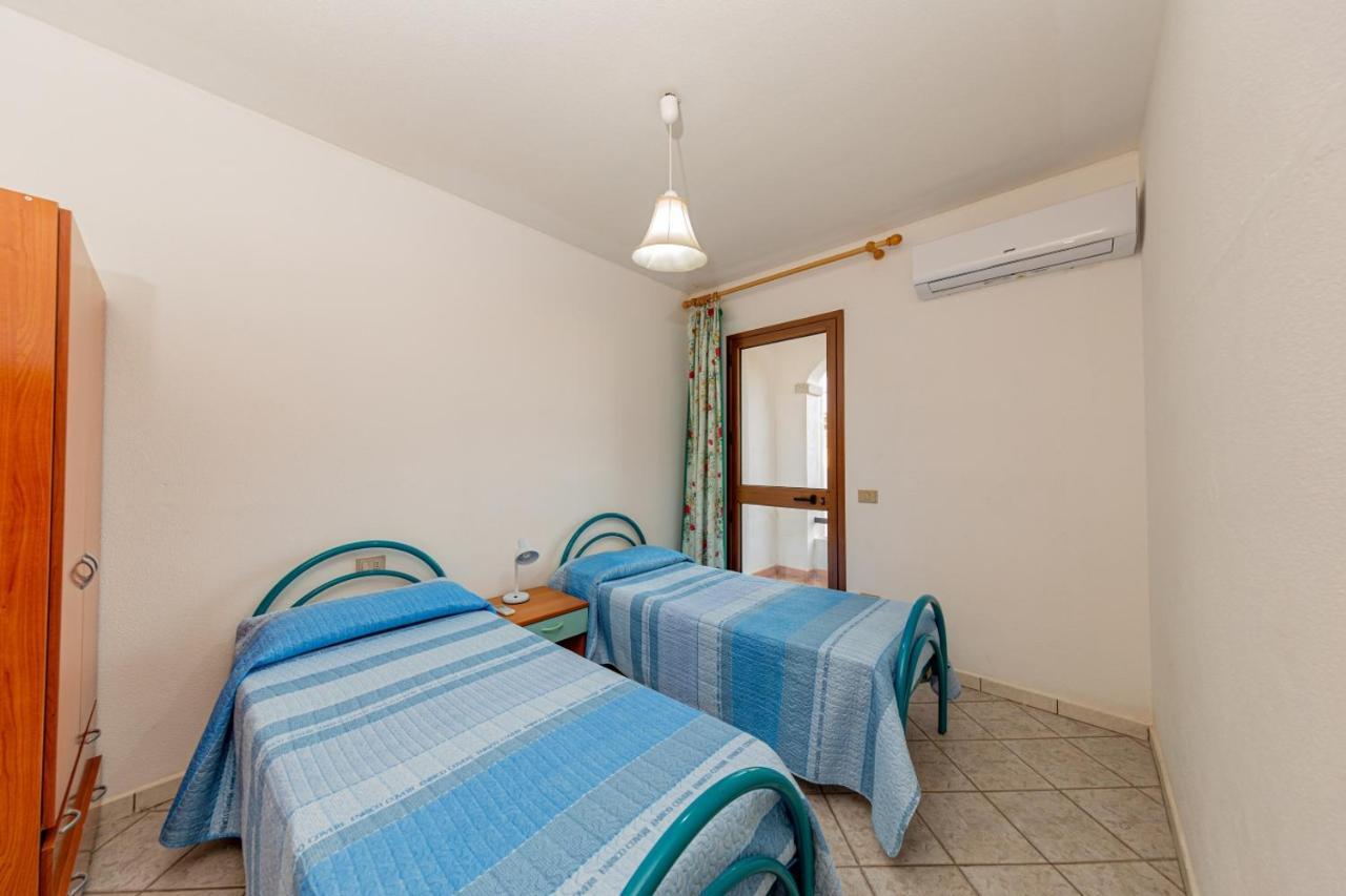 Appartamento Residenziale Trilocale 6 Posti Letto Via Sardegna San Teodoro Екстериор снимка