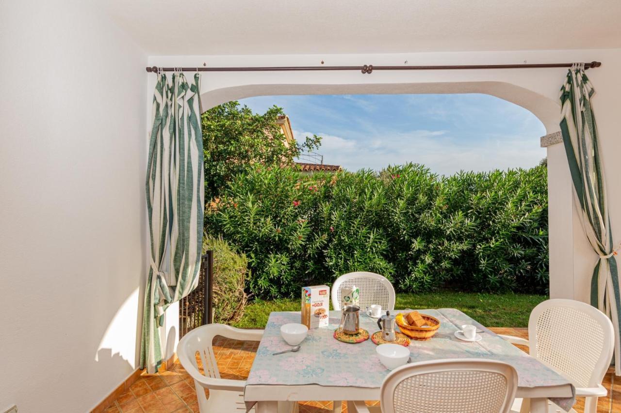 Appartamento Residenziale Trilocale 6 Posti Letto Via Sardegna San Teodoro Сан Теодоро Екстериор снимка