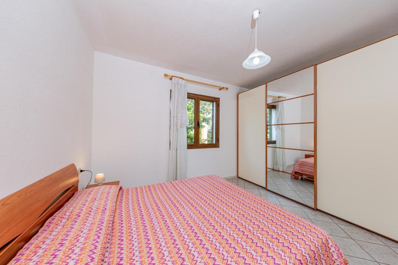 Appartamento Residenziale Trilocale 6 Posti Letto Via Sardegna San Teodoro Сан Теодоро Екстериор снимка