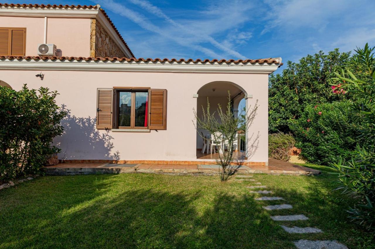 Appartamento Residenziale Trilocale 6 Posti Letto Via Sardegna San Teodoro Сан Теодоро Екстериор снимка